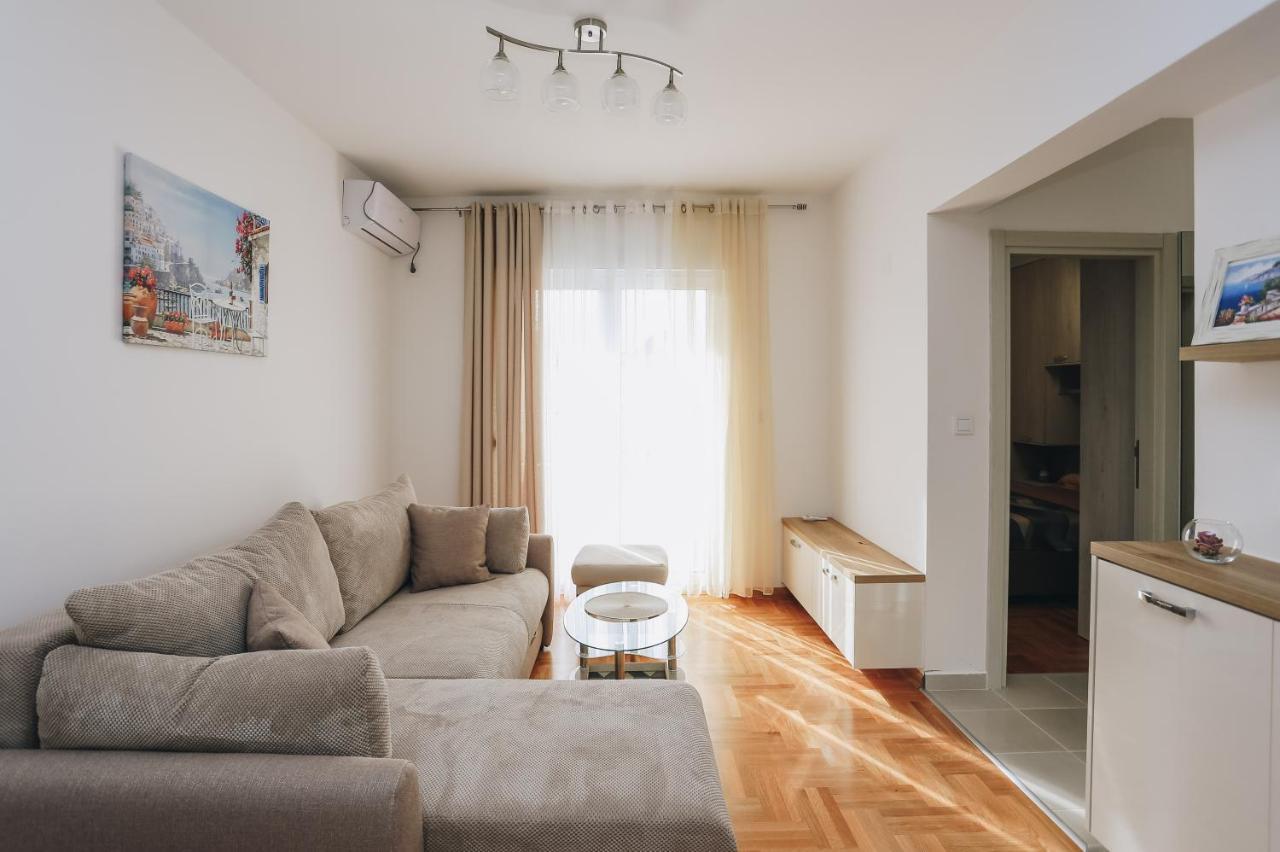 Apartments Viva Oliva Budva Kültér fotó